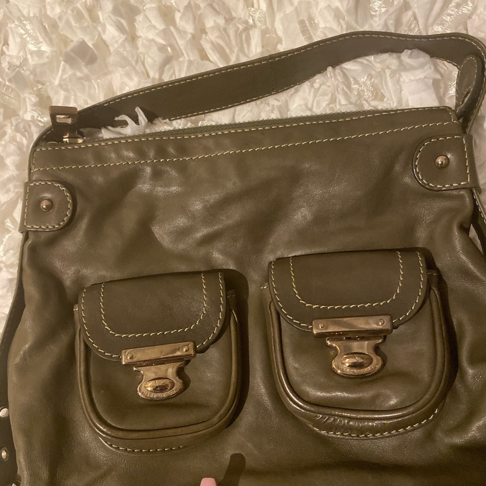 AUTHENTIC... Marc Jacobs hand bag